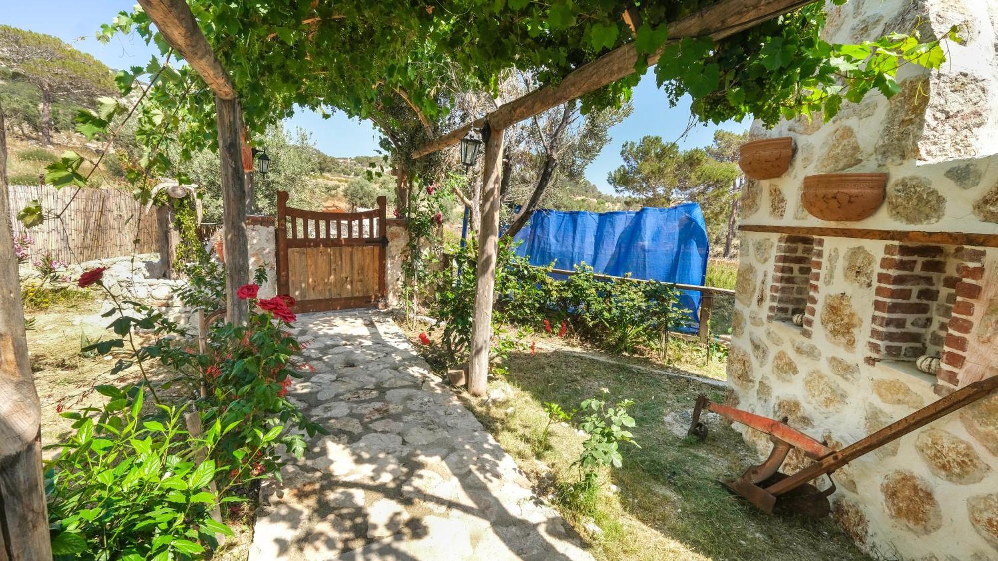 帕塔拉Likya House - Deniz Ve Doga Manzarali, Havuzlu别墅 外观 照片